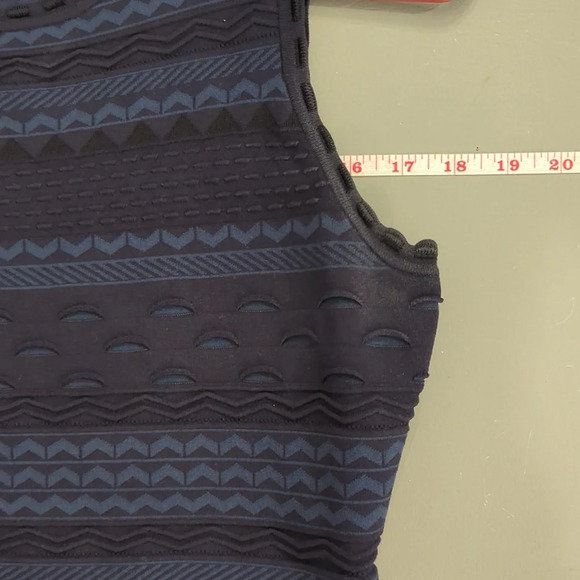 Ann Taylor Dress Navy Sleeveless Textured Knit Stretch size Medium - Picture 10 of 12